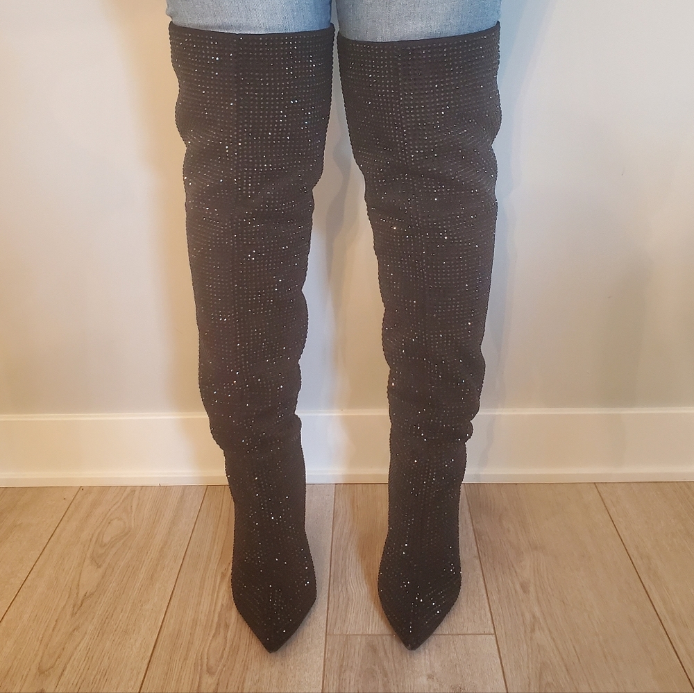 Ovrr the knee boot